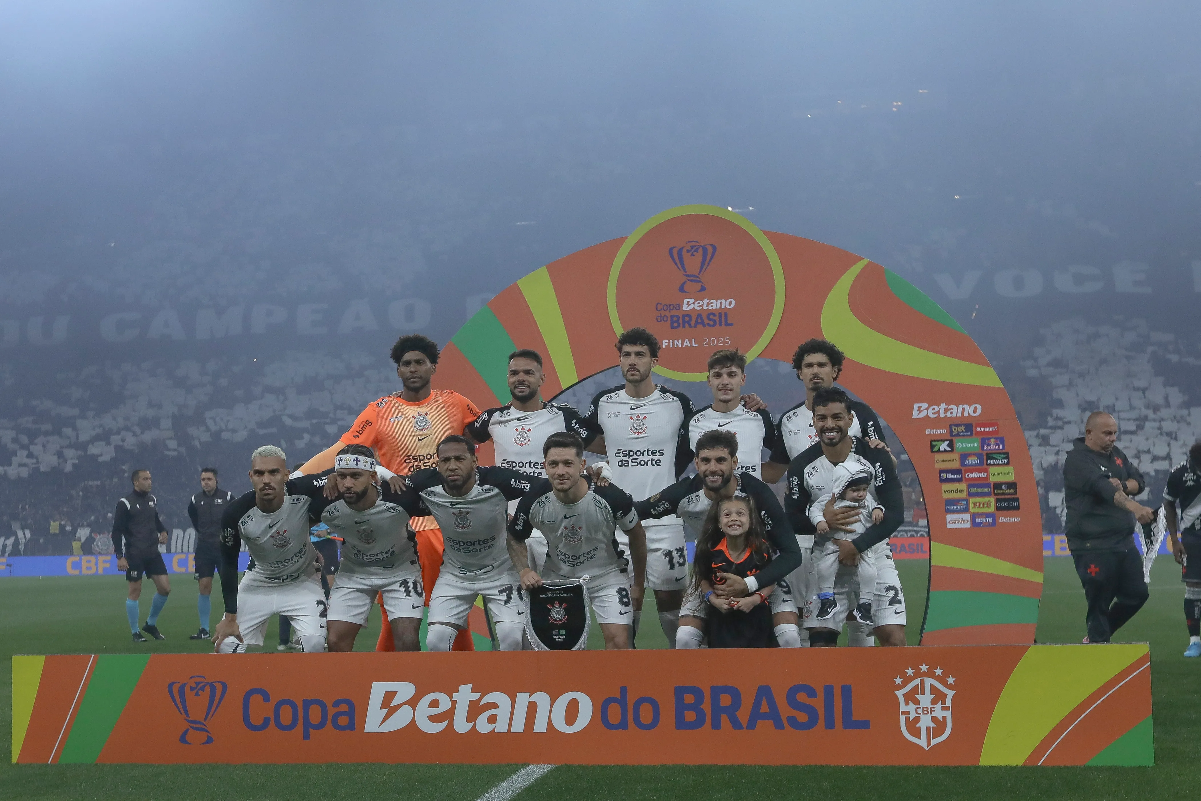 Corinthians na Neo Química Arena antes de duelo contra o Vasco. (Photo by Ricardo Moreira/Getty Images)