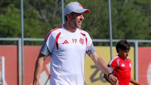 Paulo Pezzolano pede reforços para o Inter