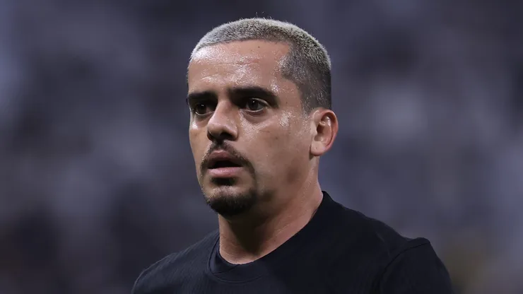 Fagner durante período em que atuava pelo Timão