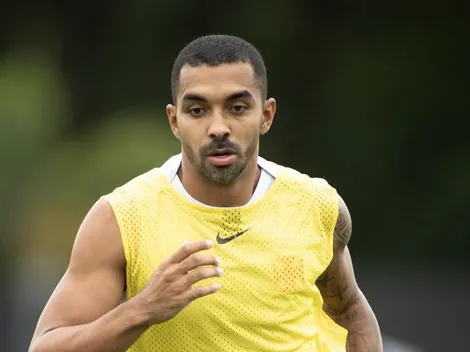 Vasco aguarda propostas por Paulo Henrique e Piton para vendas