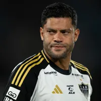 Arana tenta convencer Hulk a trocar o Atlético-MG pelo Fluminense