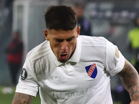 Vasco encaminha acerto com o zagueiro Alan Saldivia