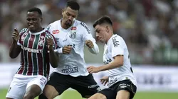 Zé Ivaldo e Escobar estão liberados para estreia do Santos no Paulistão