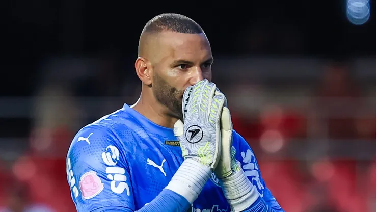 Weverton goleiro do Palmeiras durante partida contra o Sao Paulo no estadio Morumbi pelo campeonato Brasileiro A 2025. Foto: Marcello Zambrana/AGIF
