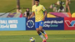 Luis Eduardo, zagueiro do Grêmio em partida pela seleção brasileira (Foto: Nelson Terme | CBF)