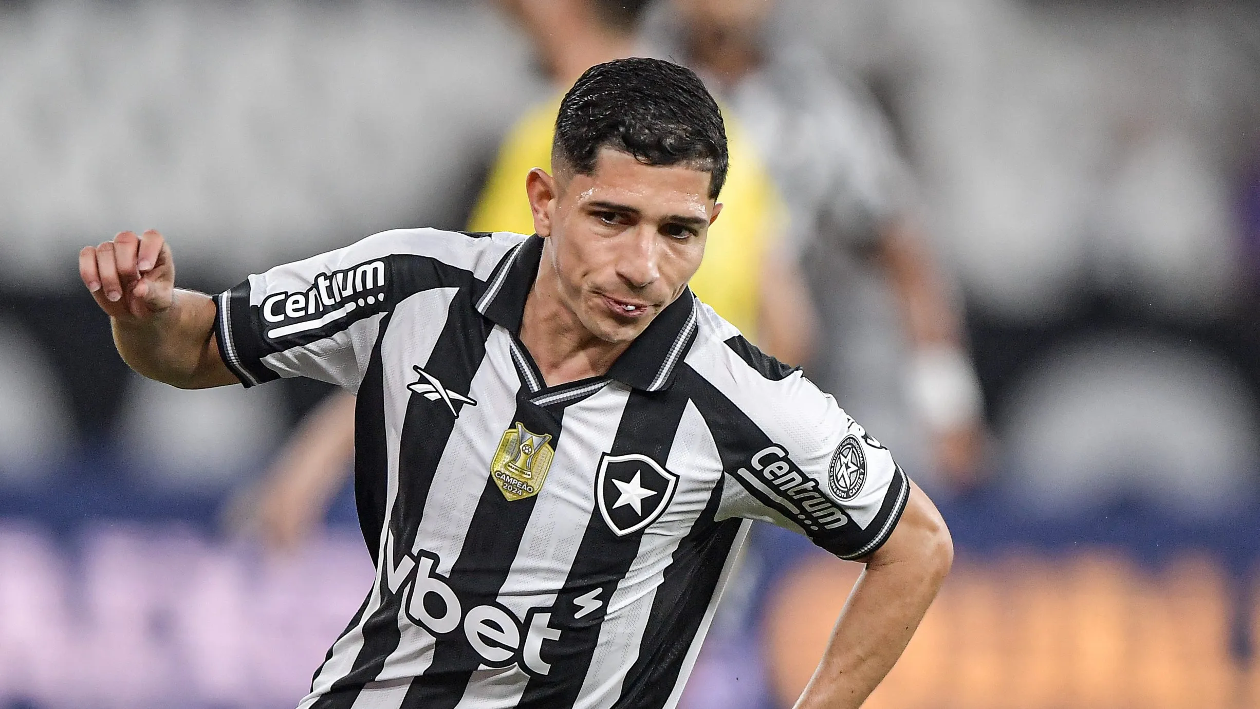 Savarino no Botafogo . Foto: Thiago Ribeiro/AGIF