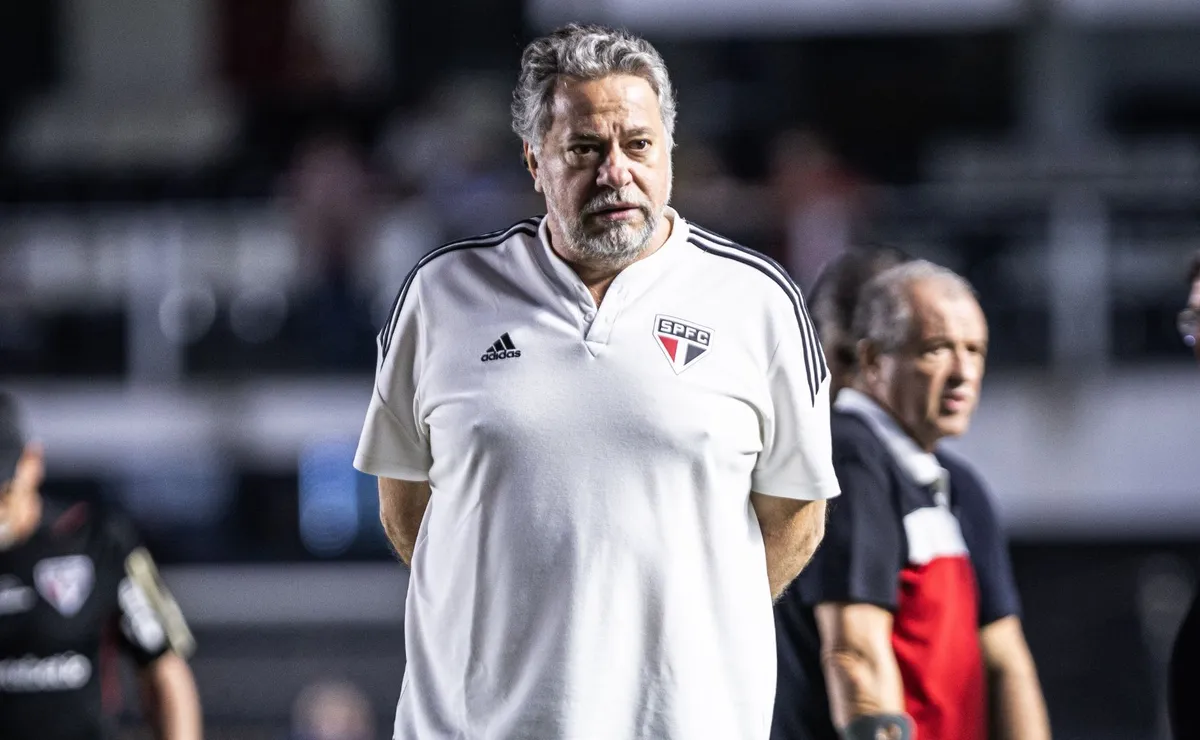 Impasse com o São Paulo pode colocar Allan na rota do Corinthians