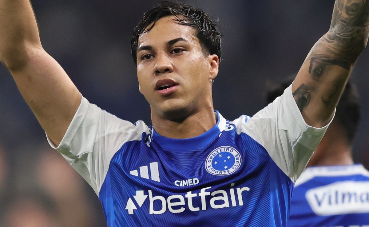 Cruzeiro recebe nova oferta do Flamengo, que oferece R$ 188 milhões em dinheiro para levar Kaio Jorge