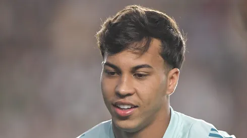 Kaio Jorge em aquecimento antes de jogo do Cruzeiro.