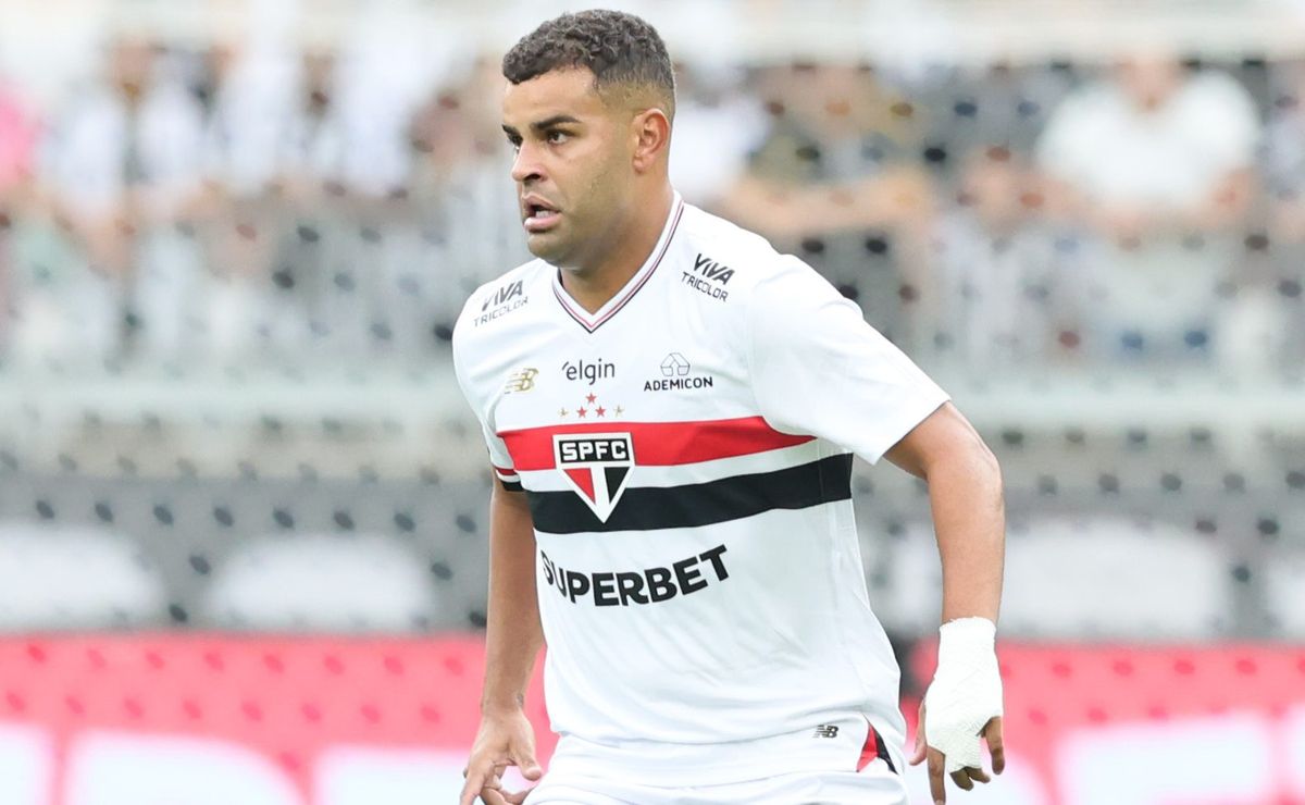 Alvo do Corinthians, Alisson apresentou números inferiores a Raniele no Brasileirão 2025