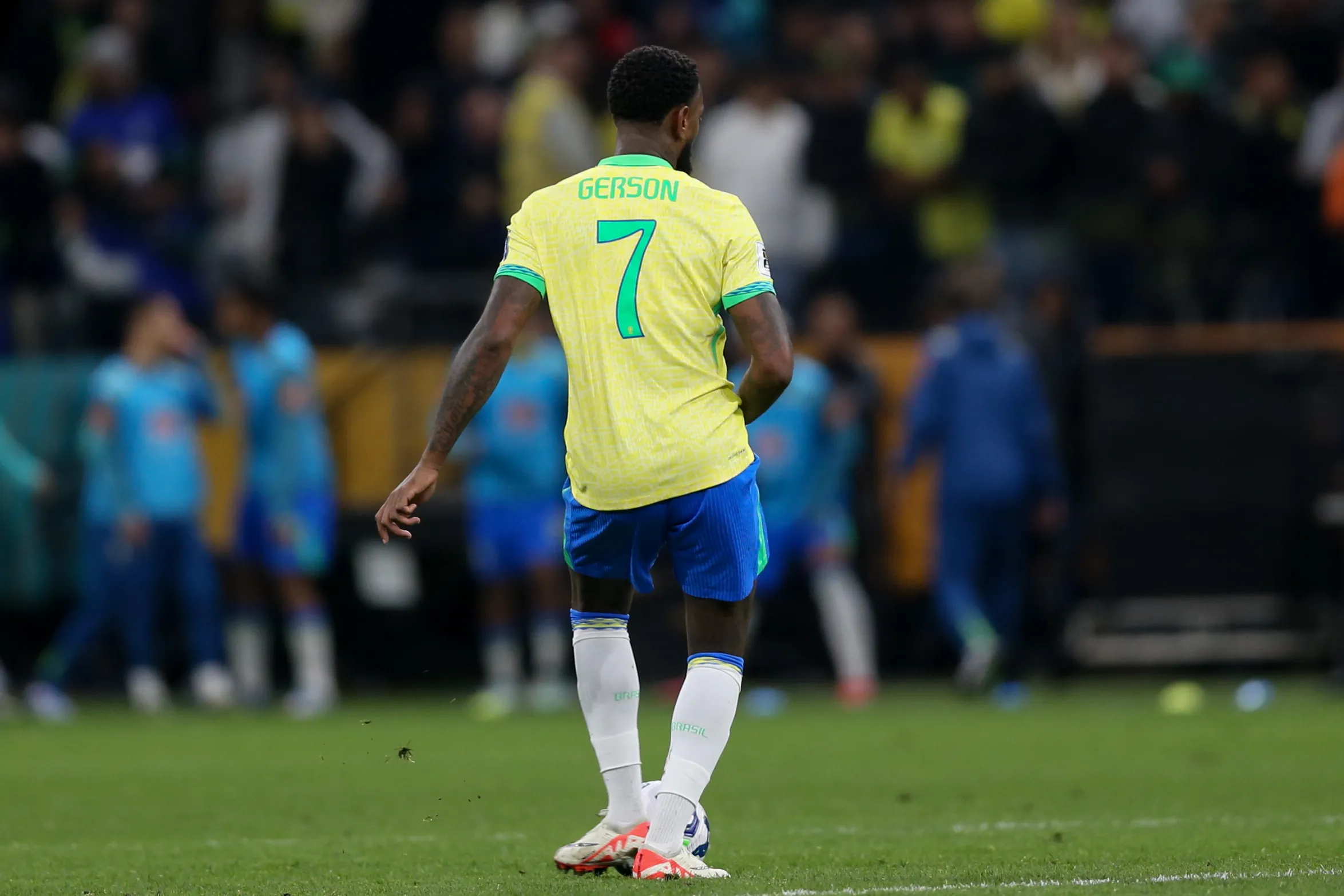 Gerson jogador da Selecao Brasileira durante a partida entre Brasil e Paraguai na Neo Quimica Arena em Sao Paulo (SP), pelas Eliminatorias da Copa do Mundo 2026. Foto: Marlon Costa/AGIF