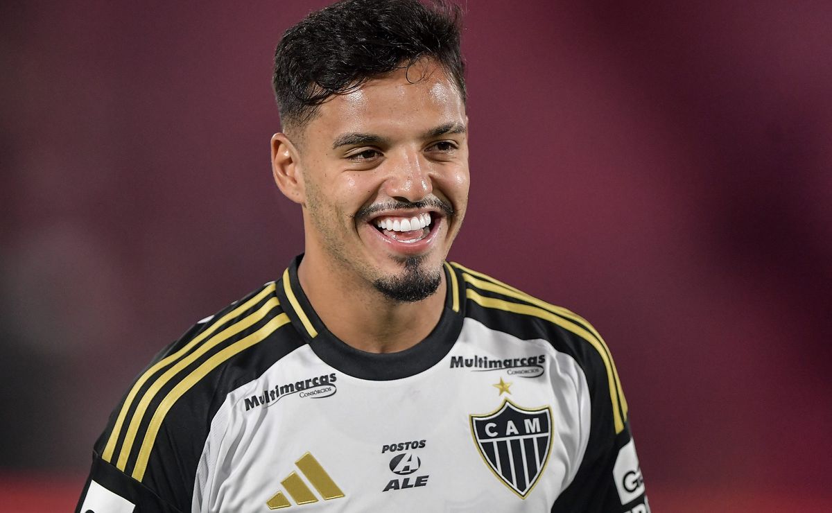 Gabriel Menino, cogitado no Vasco, não está nos planos de Sampaoli e pode deixar o Atlético-MG