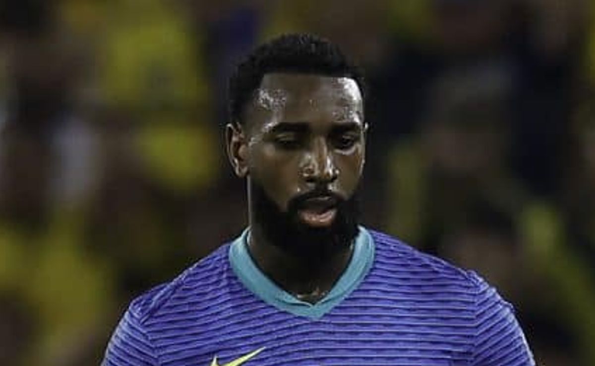 Gerson mal fecha com Cruzeiro e já influencia na desistência por Bitello para 2026