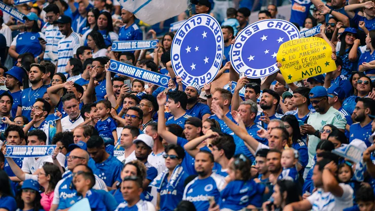 Torcida do Cruzeiro deve comparecer ao Mineirão na estreia pelo Estadual. Foto: Alessandra Torres/AGIF