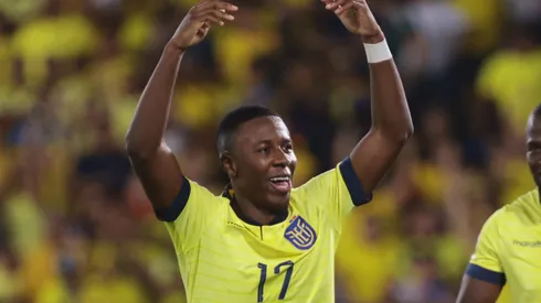 Alan Minda comemorando gol contra a Bolívia. Foto: Franklin Jacome/Getty Images
