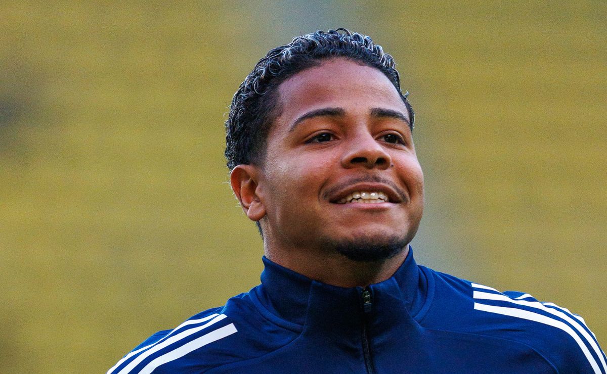 Jorge Jesus toma decisão sobre venda de Wesley e ex-Corinthians tem definição importante na carreira