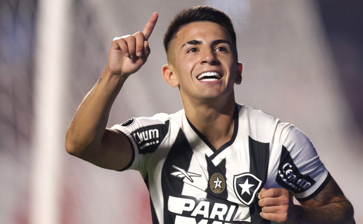 PVC crava a verdade sobre Thiago Almada no Palmeiras e expõe contratação complexa