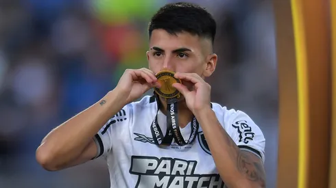 Meia tem o futuro incerto – Foto: Yasser Bakhsh/Getty Images.