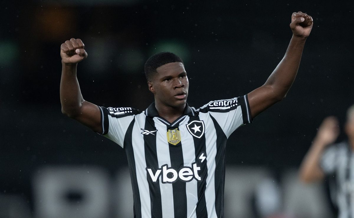 Promessa do Botafogo, Kadir é convocado pela primeira vez para a seleção do Panamá