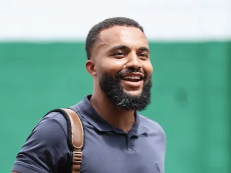 Samuel Xavier manda recado após renovar até dezembro de 2027