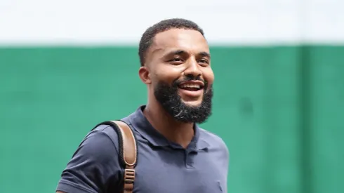 Samuel Xavier durante reapresentação do elenco