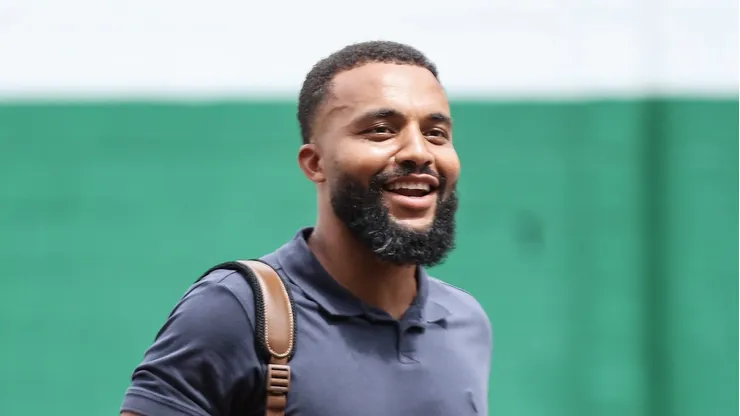 Samuel Xavier durante reapresentação do elenco