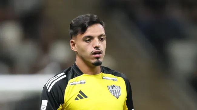 Foto: Gilson Lobo/AGIF – Gabriel Menino é o segundo reforço fechado no Peixe.