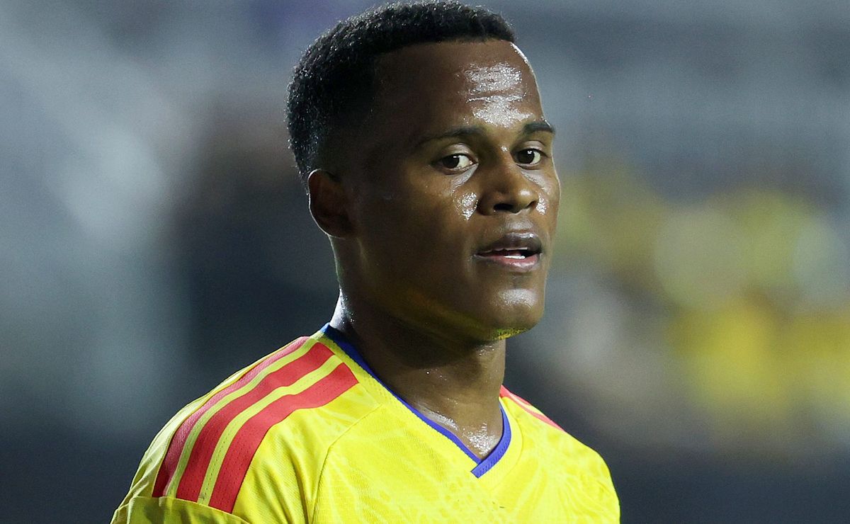 Jhon Arias, ex-Fluminense, negocia retorno ao Brasil para jogar no Palmeiras, diz portal