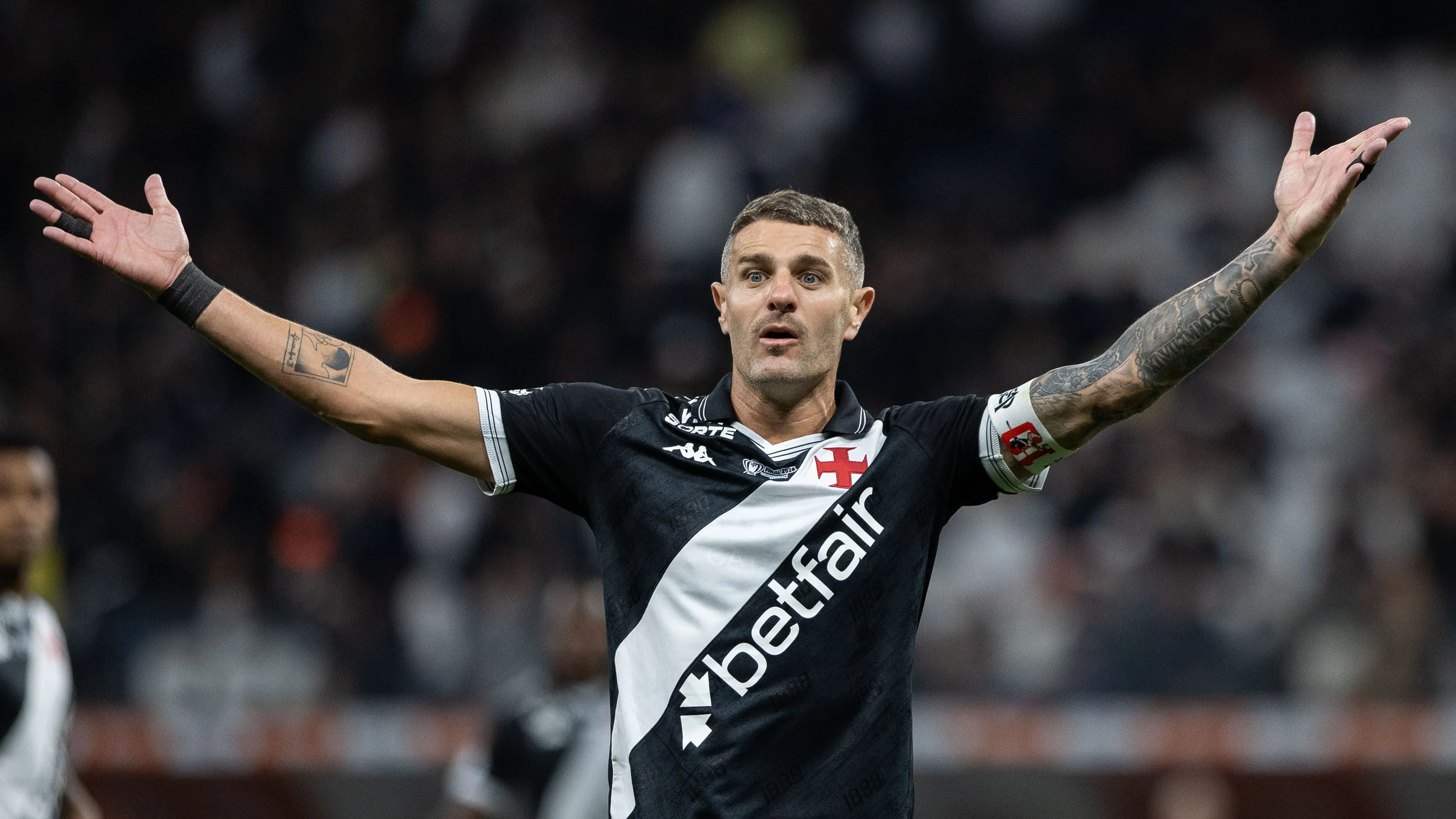 Pablo Vegetti jogador do Vasco lamenta durante partida contra o Corinthians no estadio Arena Corinthians pelo campeonato Copa Do Brasil 2025. Foto: Joisel Amaral/AGIF