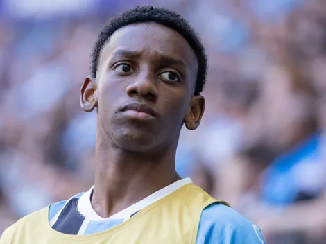 Gabriel Mec é 'barrado' e Luís Castro define Grêmio para estreia no Gauchão