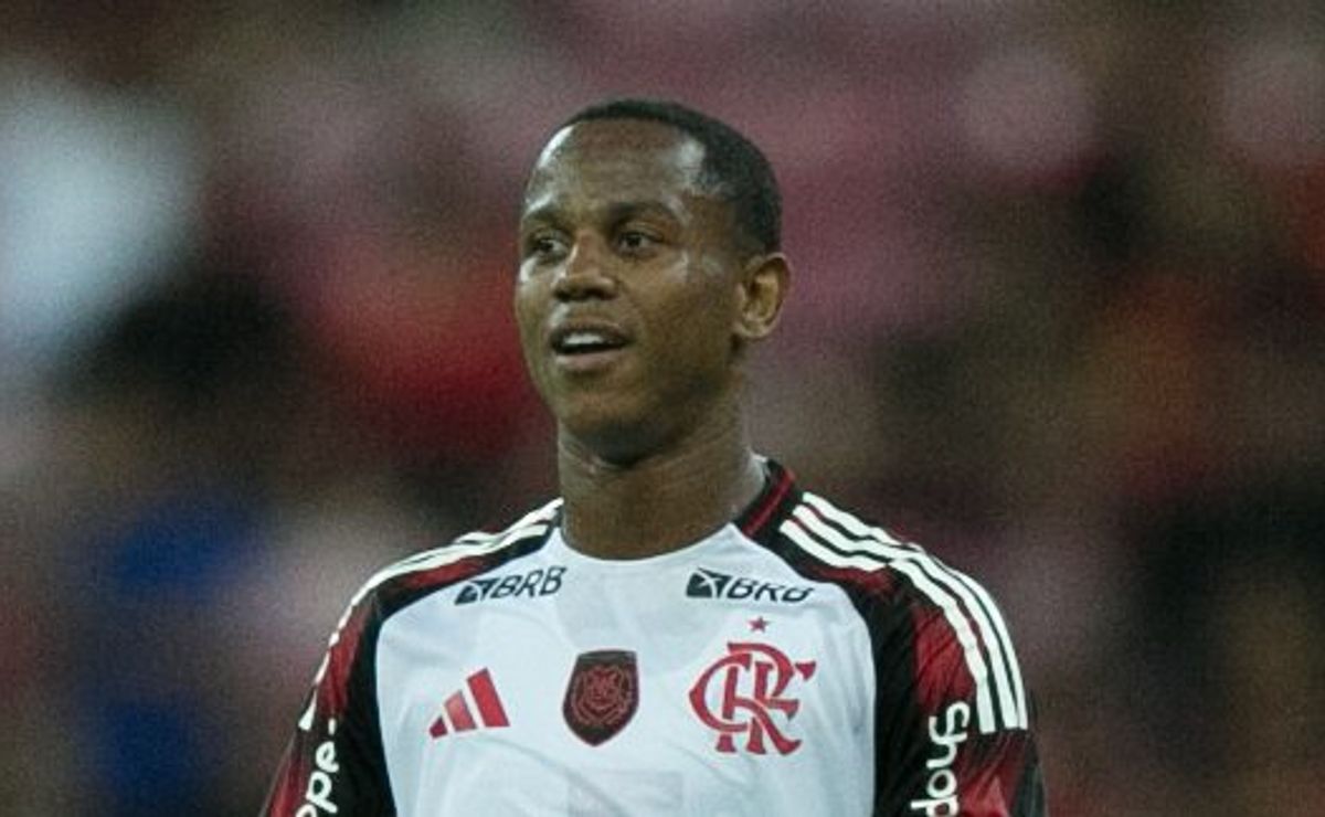 Flamengo define situação de Wallace Yan e, após polêmicas e ser barrado, atacante terá espaço no Carioca