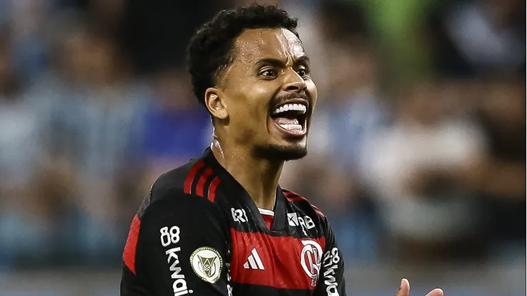 Allan está fora dos planos do Flamengo e interessa a Dorival Jr no Timão