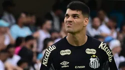 Gabriel Brazao goleiro do Santos durante partida contra o Cruzeiro. Foto: Jota Erre/AGIF