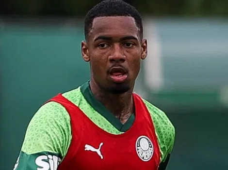 Napoli acena proposta de R$ 250 milhões por Allan