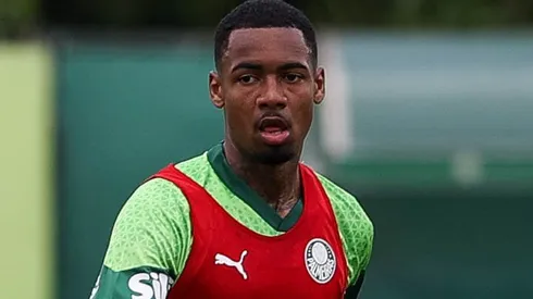 Allan, meia-atacante do Palmeiras