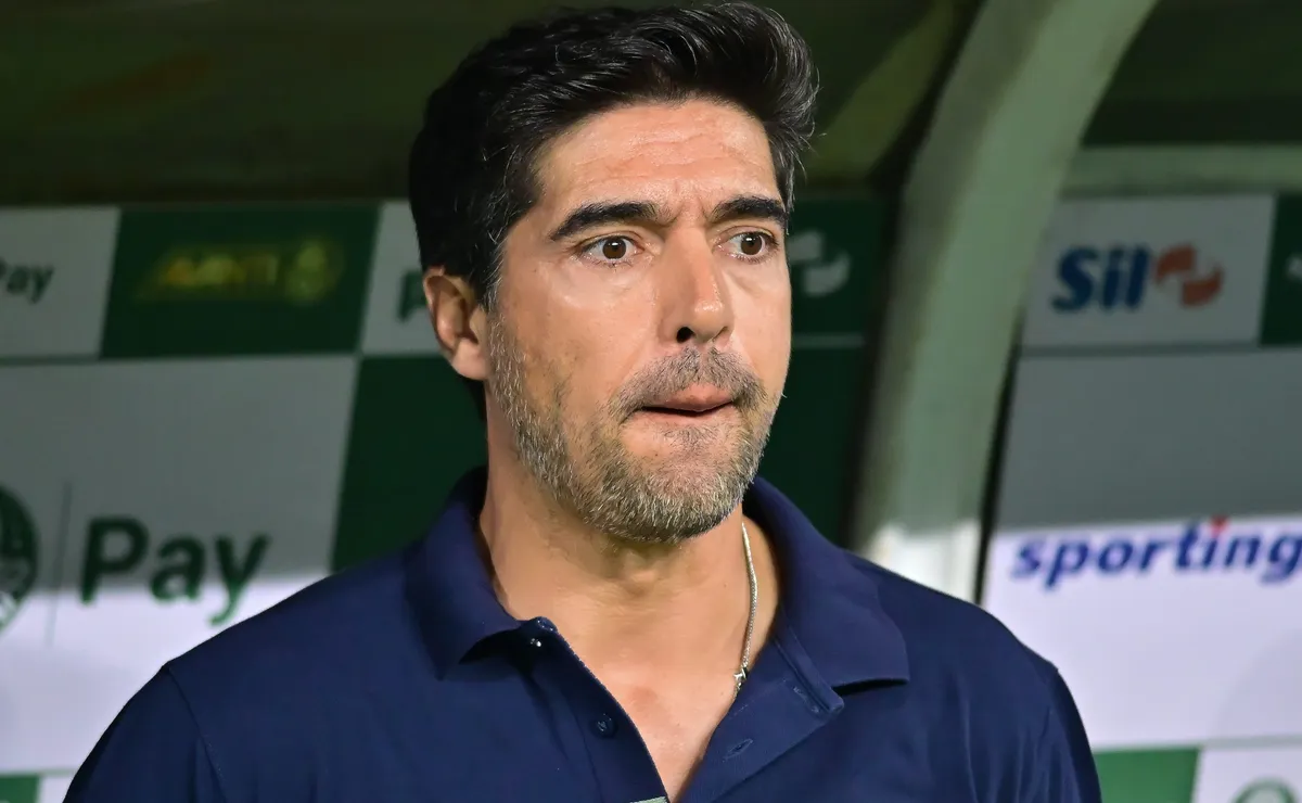 Torcida do Palmeiras cobra títulos em 2026 e desafia equipe antes de duelo contra a Portuguesa