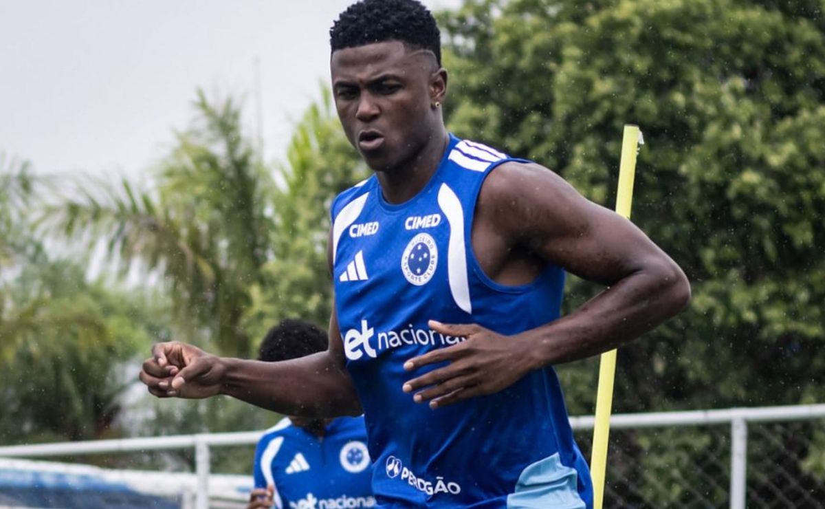 Cotado para começar jogando, Néiser Villareal vira dúvida de última hora para Tite