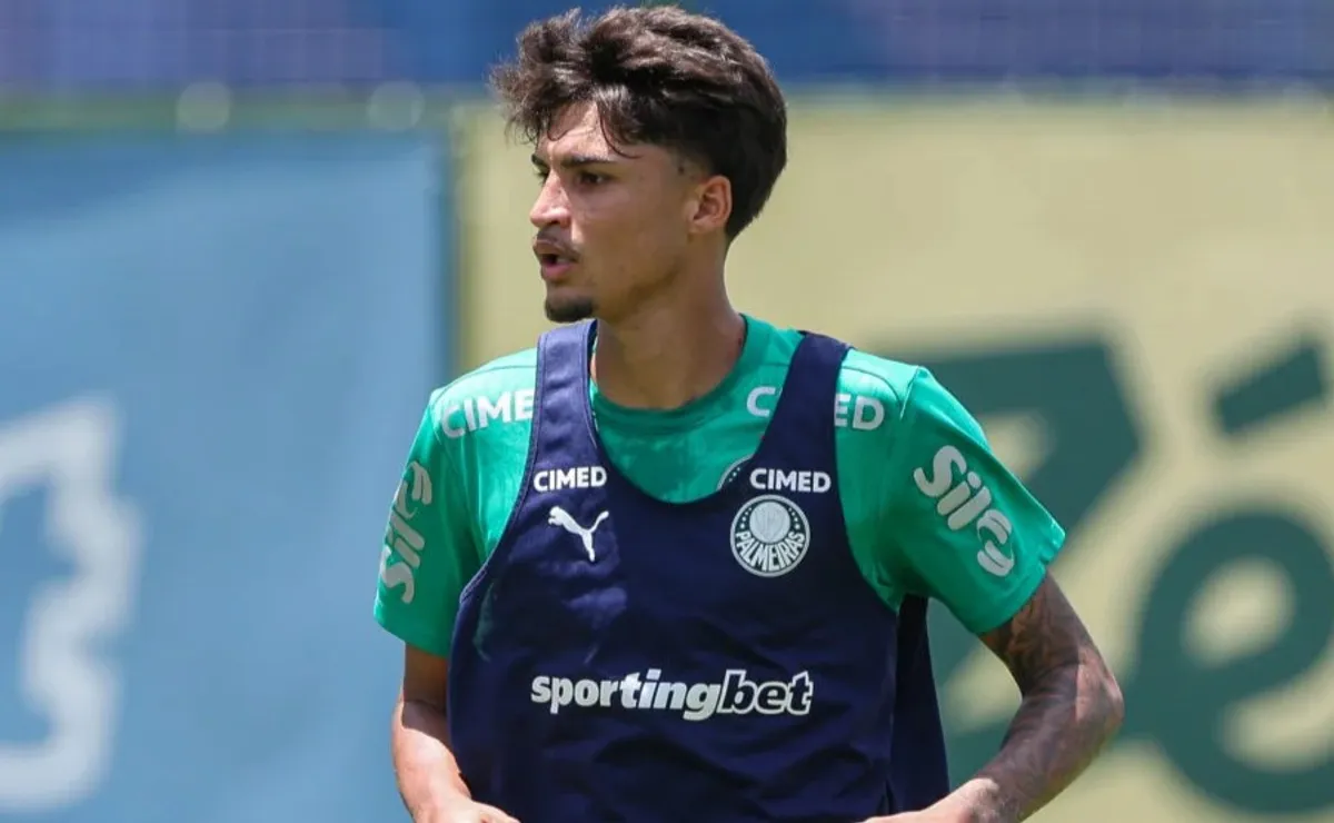 Larson se anima com estreia como profissional e desafia Portuguesa em duelo decisivo