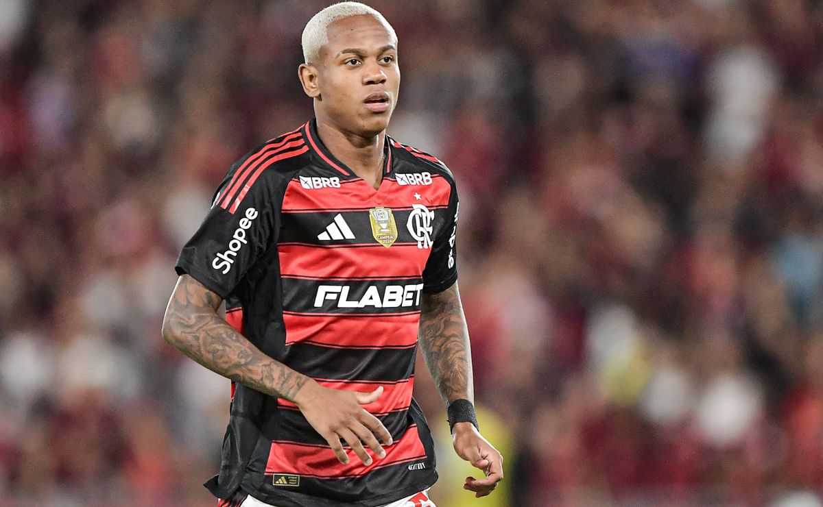 Escalação do Flamengo: Joshua e Wallace Yan ganham chance de ouro contra a Portuguesa