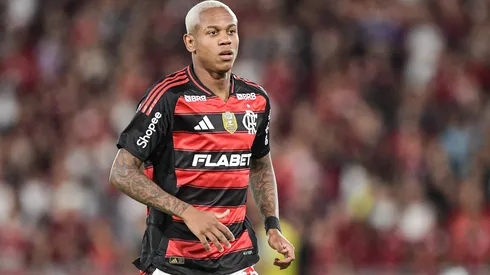 Wallace Yan é o principal nome do Flamengo para o início do estadual – Foto: Thiago Ribeiro/AGIF