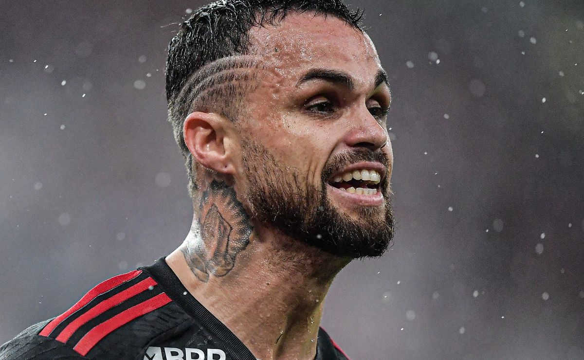 Flamengo trava Michael no Corinthians e se recusa a dividir salários de R$ 2 milhões