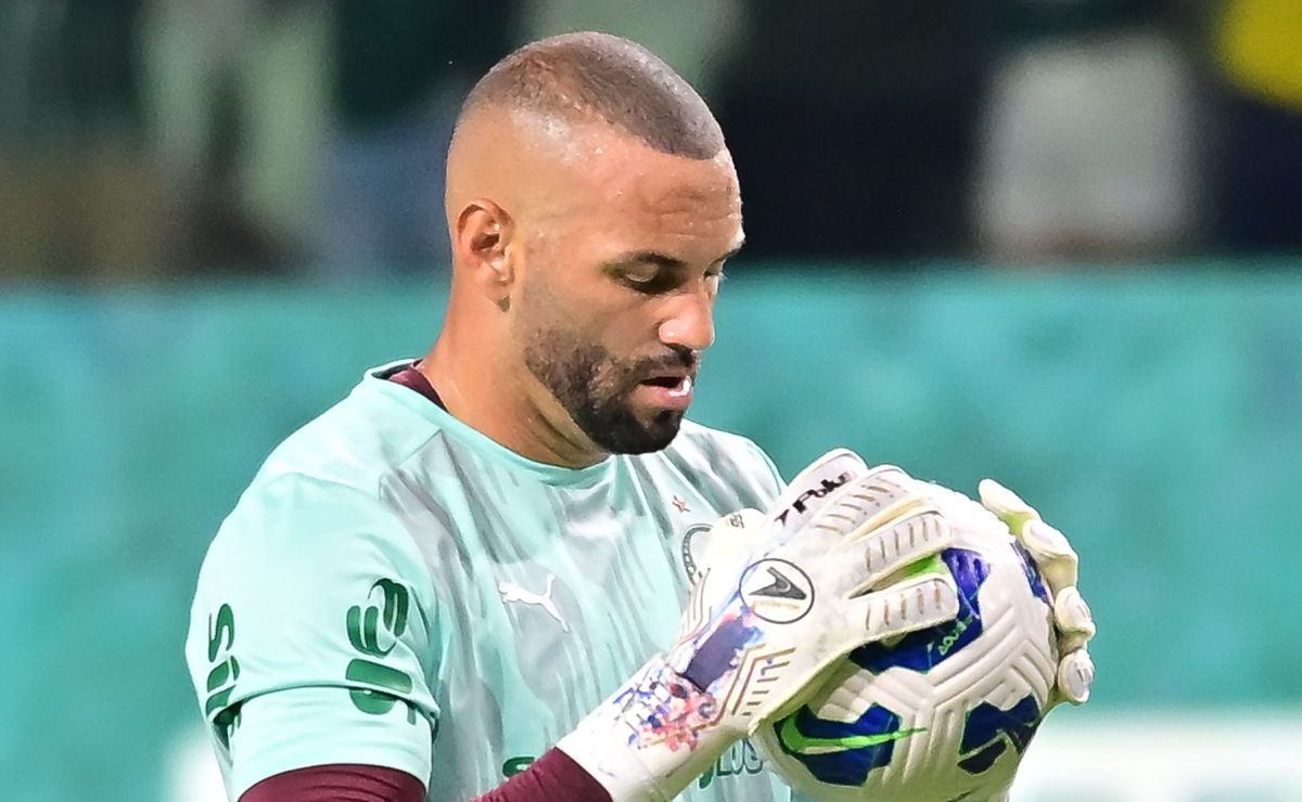 Weverton e Grêmio estão acertados, e negócio depende apenas da liberação do Palmeiras