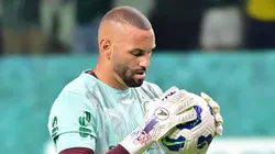 Weverton jogador do Palmeiras durante aquecimento antes da partida contra o Fortaleza no estadio Arena Allianz Parque pelo campeonato Brasileiro A 2025. Foto: Jota Erre/AGIF