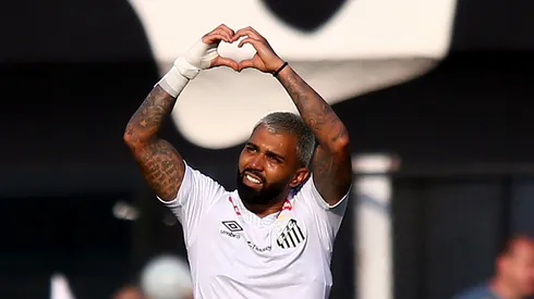 Gabriel Barbosa, jogador do Santos, comemora seu gol durante partida contra o Novorizontino no estadio Vila Belmiro pelo campeonato Paulista 2026. Foto: Mauricio De Souza/AGIF
