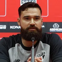 Carlos Coronel analisa disputa pelo gol no São Paulo