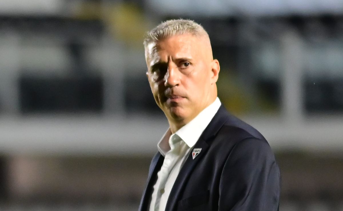 Escalação do São Paulo: Crespo define titulares, mas trata com cautela as situações de Lucas e Calleri