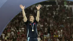 Bruno Pivetti comemora conquista do Intercontinental sub-20. Fotos: Gilvan de Souza/Flamengo