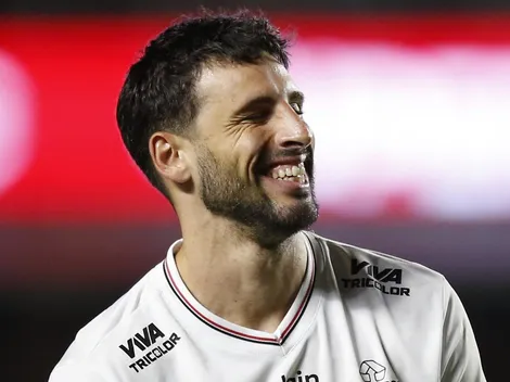 Reforço do São Paulo recebe boas-vindas do atacante Calleri