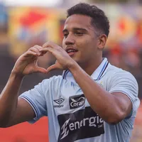 Grêmio goleia Avenida e estreia com show no Gaúchão