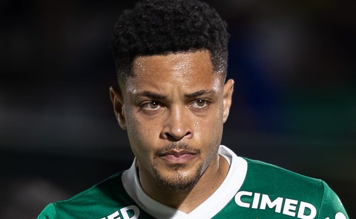Abel Ferreira surpreende ao confirmar lesão de Vitor Roque após vitória do Palmeiras sobre a Portuguesa
